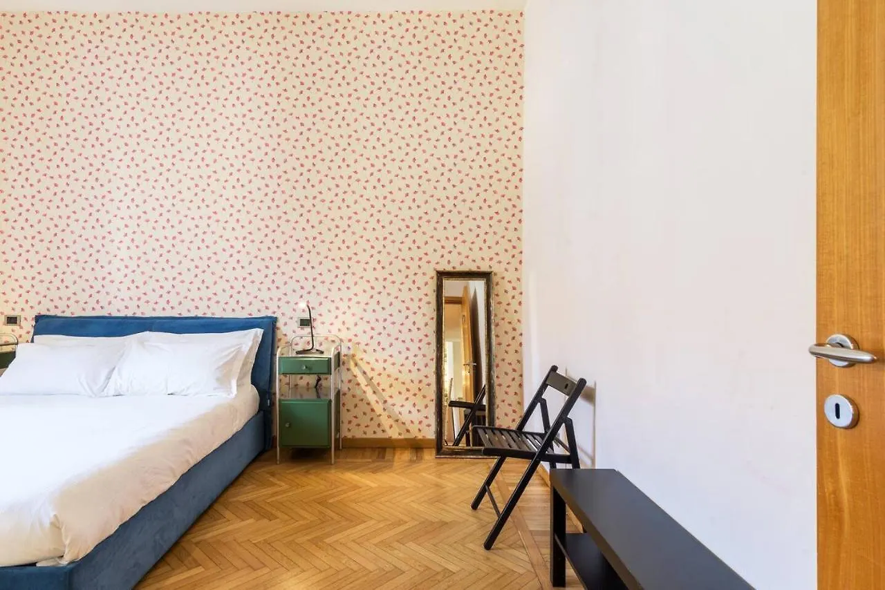 Colored And Spacious Flat Close To Navigli By Easylife Milan 0*,