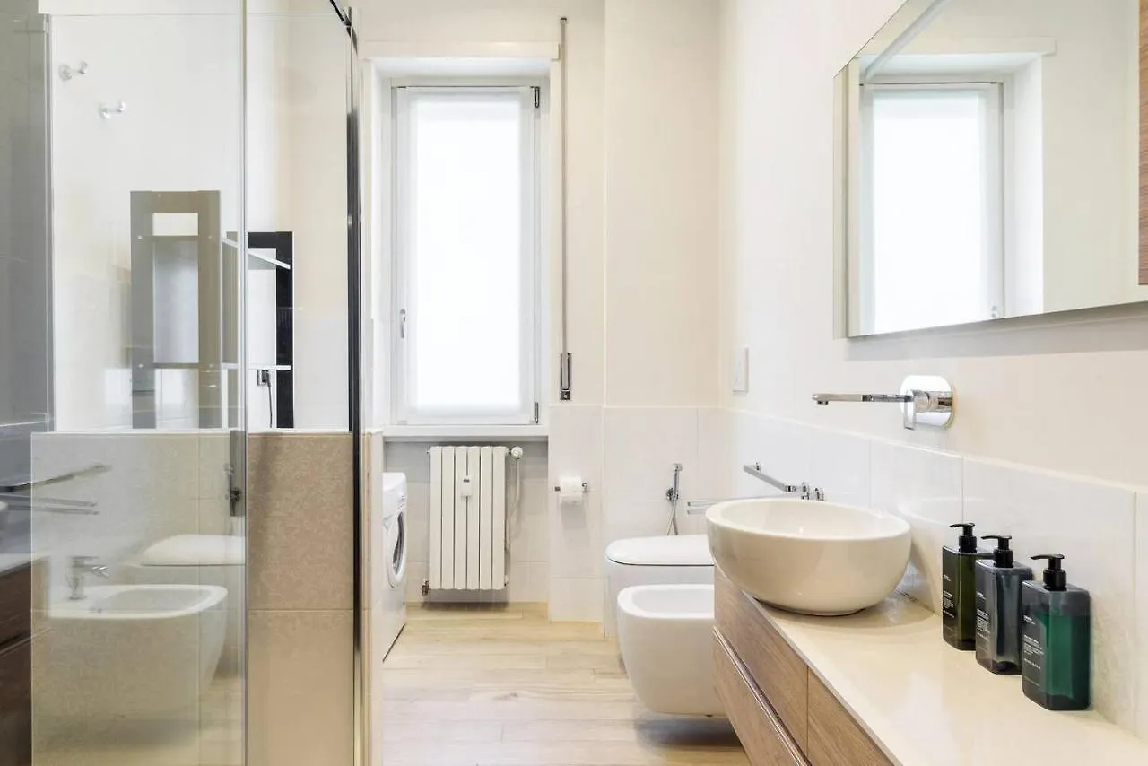 Colored And Spacious Flat Close To Navigli By Easylife Milan 0*,  Italy